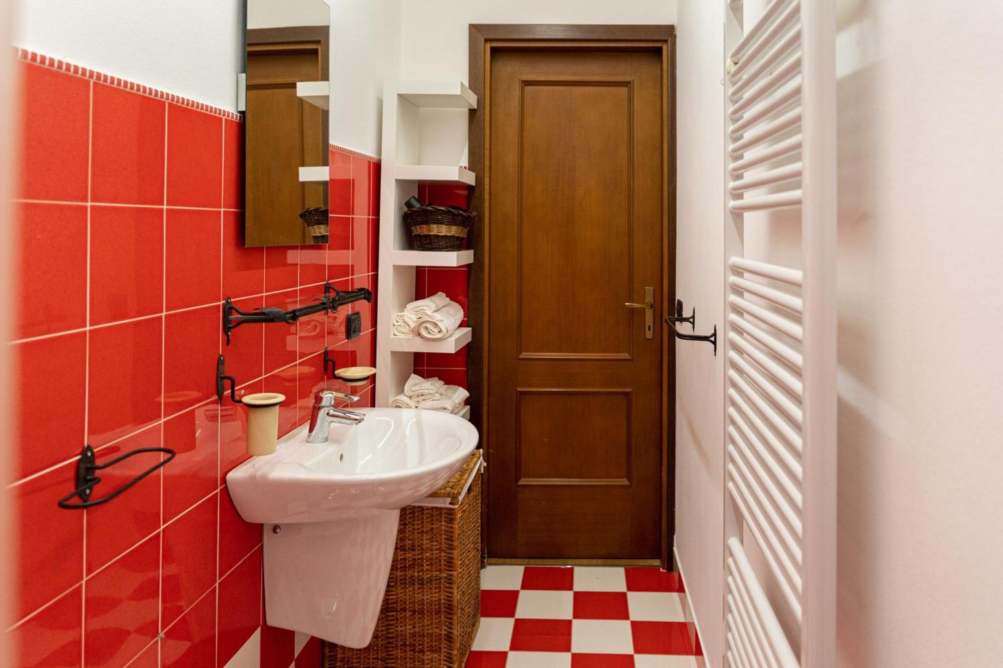 Magico Loft Nel Centro Storico Toscolano Maderno Exterior foto